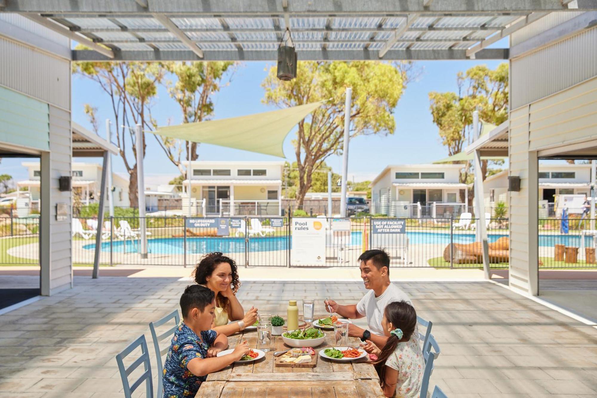 Rac Cervantes Holiday Park Eksteriør billede